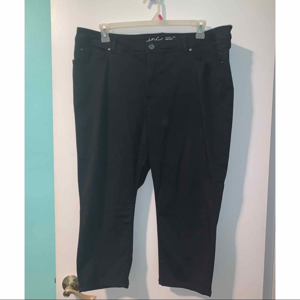 Black Skinny Leg Tummy Control Jeans size 22